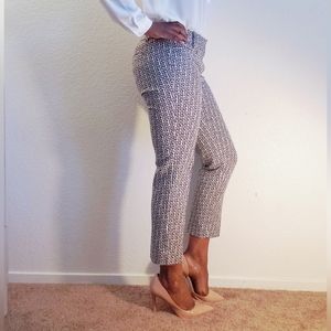 ANN TAYLOR LOFT-The Riviera Marisa Cropped Pants-Size 2 Navy Blue & White NWOT